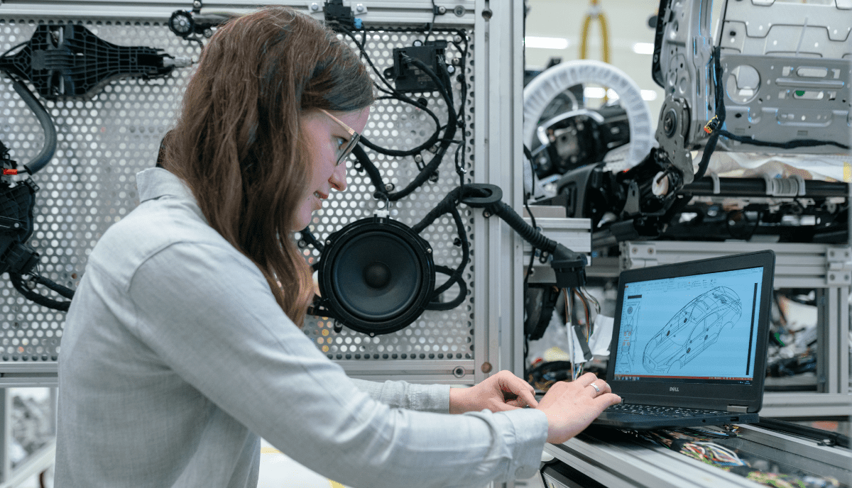 Marketing to Engineers [6 Copywriting Do’s & Don’ts]